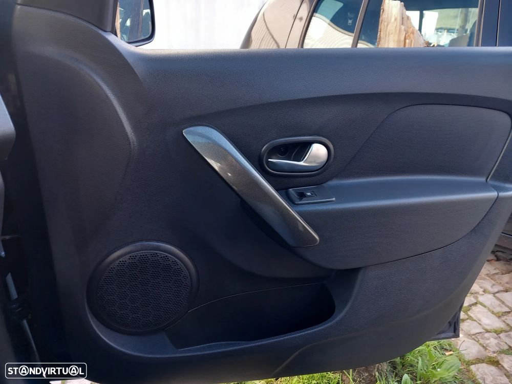 Dacia Sandero 0.9 TCe Stepway Bi-Fuel - 16