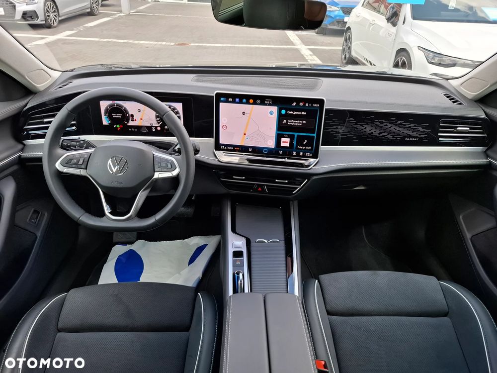 Volkswagen Passat Variant 2.0 TDI SCR DSG Elegance - 9