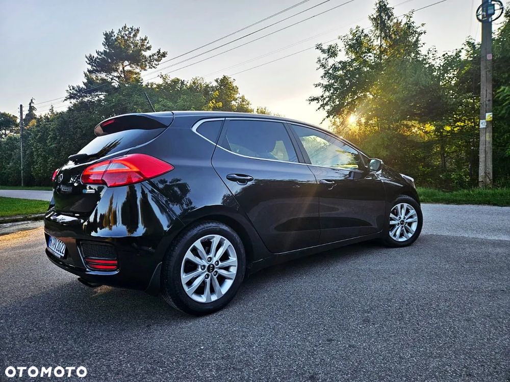 Kia Ceed 1.6 GDI Spirit - 12
