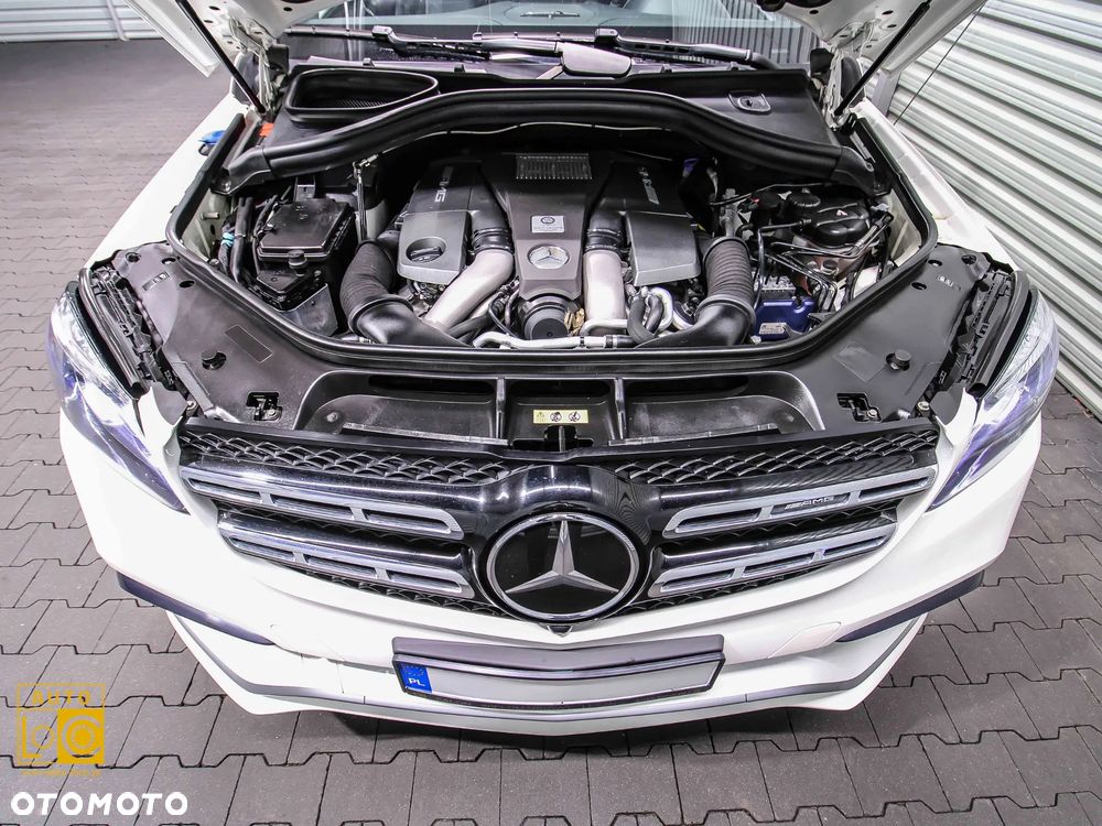 Mercedes-Benz GLS - 18