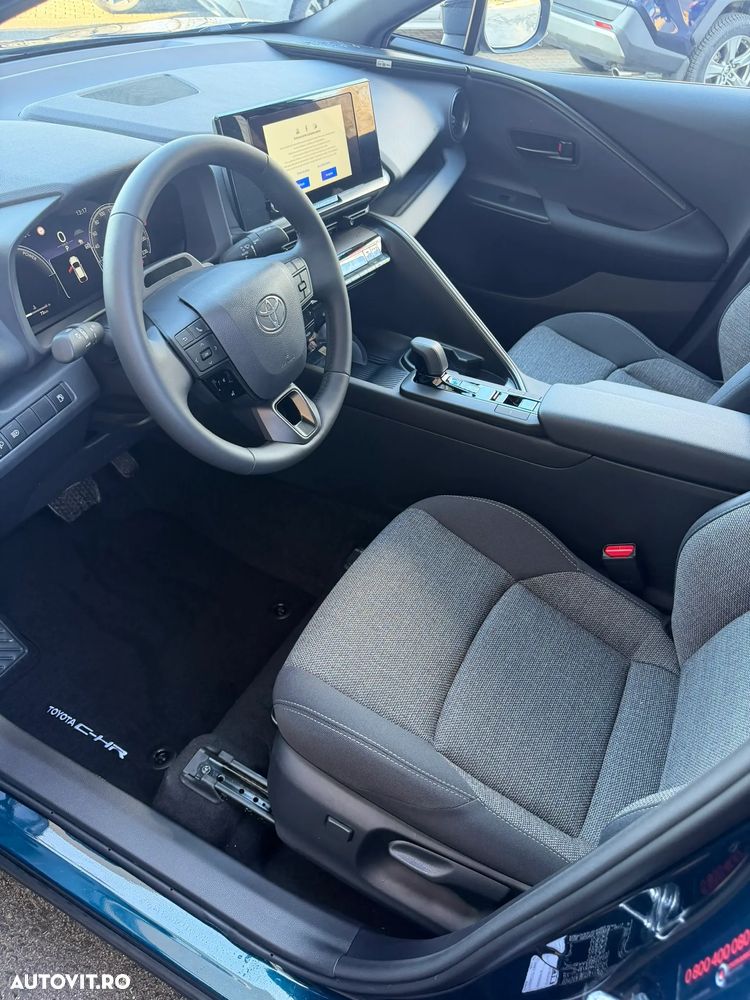 Toyota C-HR 2.0 HEV 180 CP 4x2 CVT Dynamic - 8