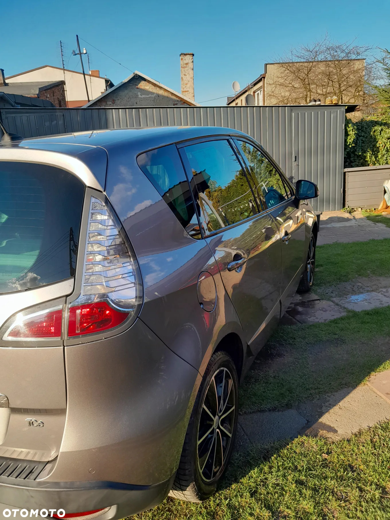 Renault Scenic ENERGY TCe 130 BOSE EDITION - 8
