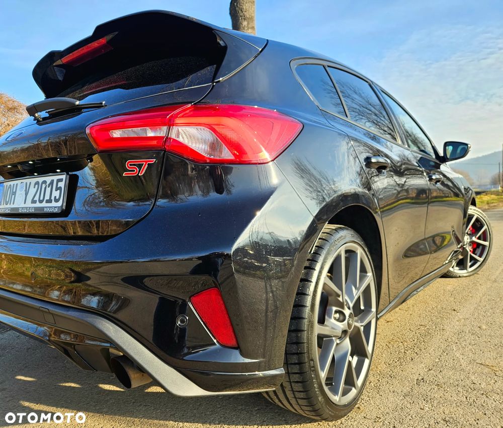 Ford Focus 2.3 EcoBoost S&S ST Edition - 15
