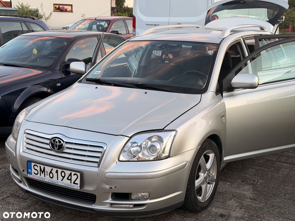 Toyota Avensis 2.0 D-4D Combi - 29