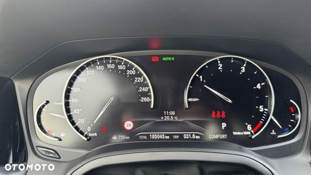 BMW Seria 3 320d xDrive M Sport - 12