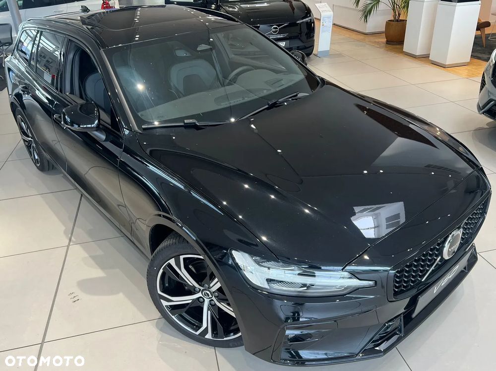 Volvo V60 B4 B Ultimate Dark - 32