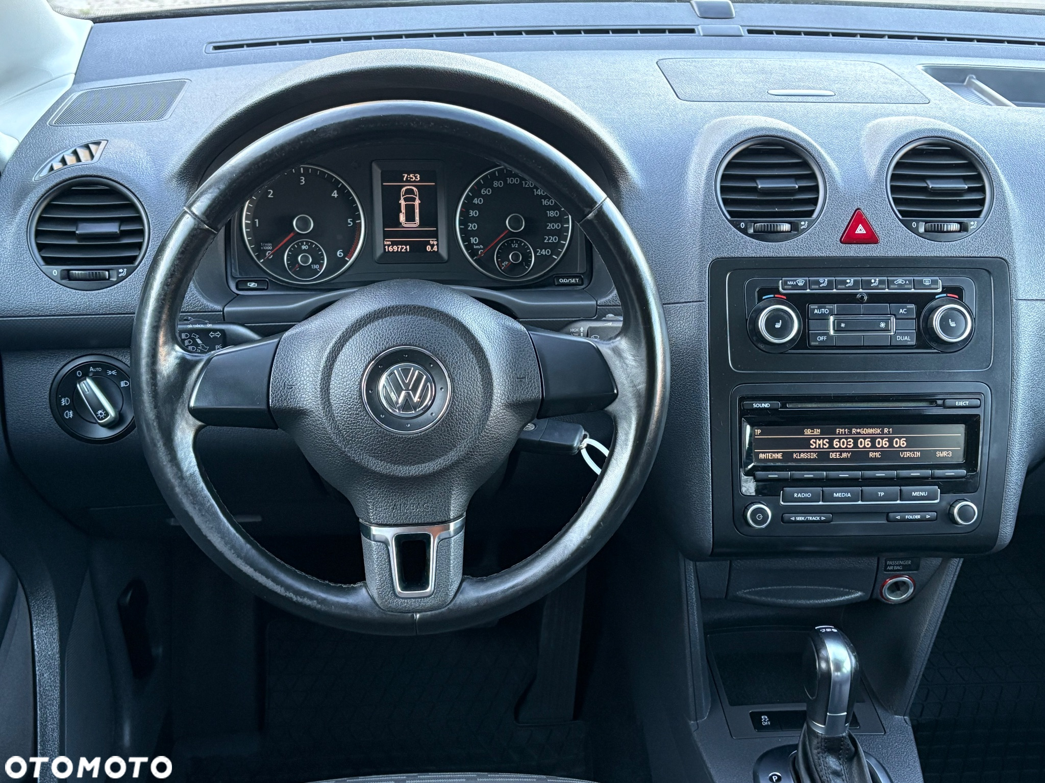 Volkswagen Caddy 1.6 TDI Comfortline DSG - 12