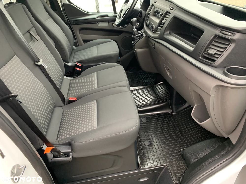 Ford Transit Custom L1H1 300S Lift Trend Mocny silnik 2.0TDCI Euro-6 VAN z Homologacją VAT-1 - 17