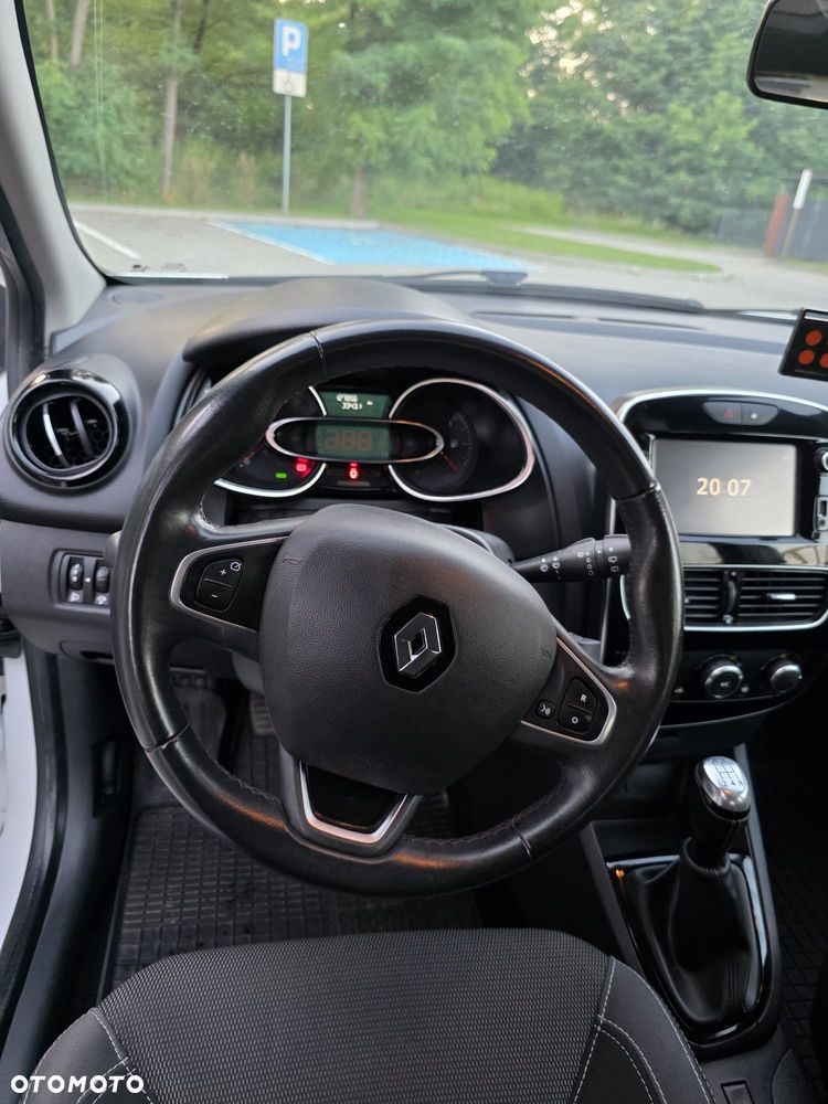 Renault Clio - 13