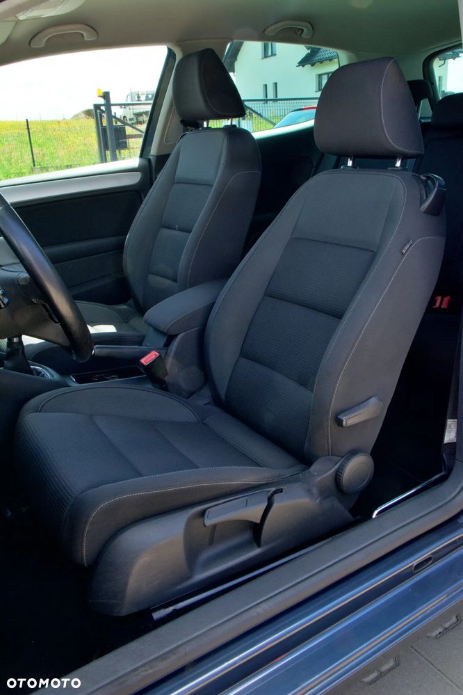Volkswagen Golf - 9