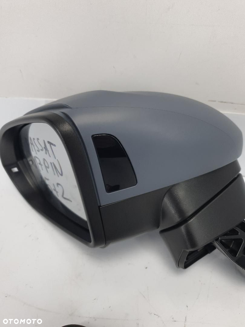 NOWE LUSTERKO LEWE 17 PIN BLIS VOLKSWAGEN PASSAT B8 5742827 VAN WEZEL - 7
