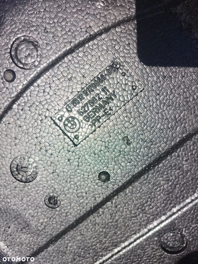 WKŁADA KOŁA ZAPASOWEGO BMW E60 E61 03-10 52758211 STYROPIAN - 2