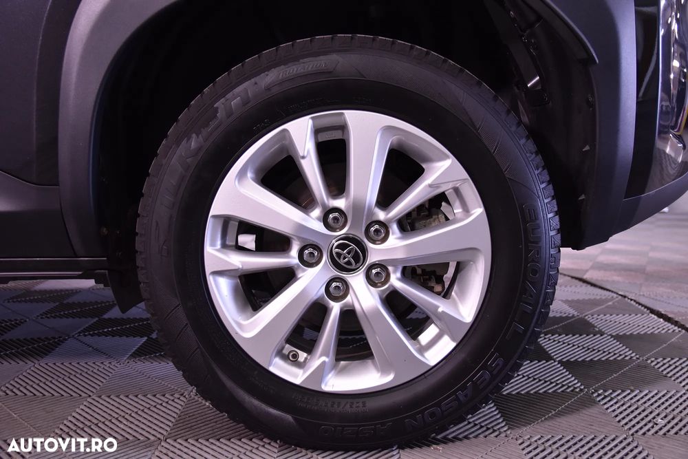 Toyota Yaris Cross - 13