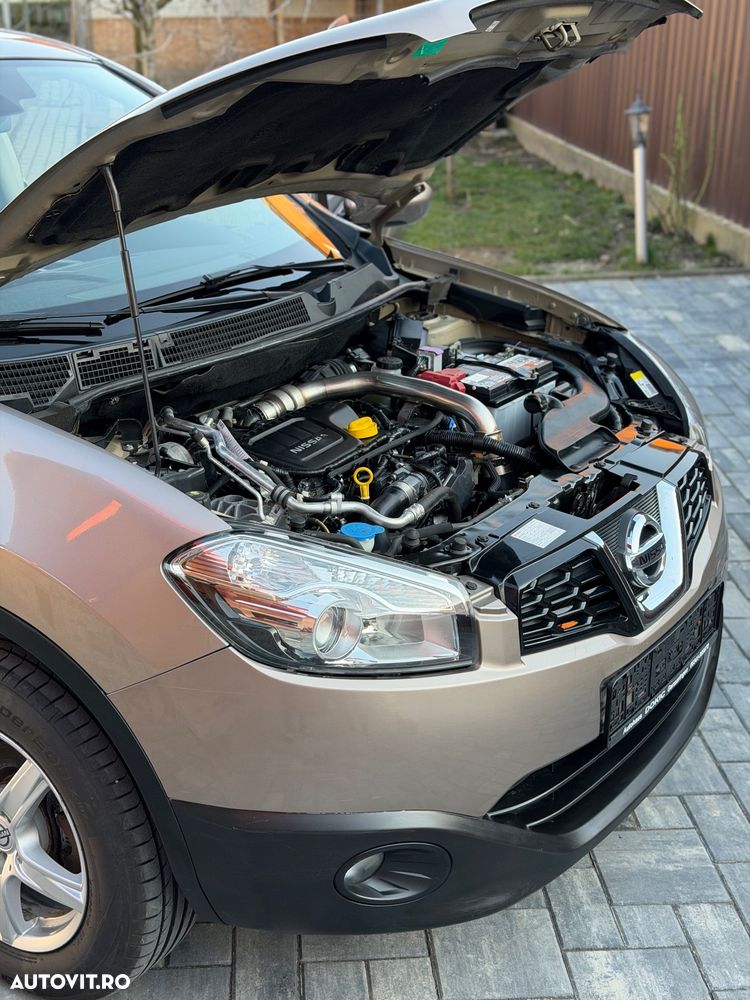 Nissan Qashqai 1.6 DCI 4 x 4 DPF Start/Stop tekna - 8