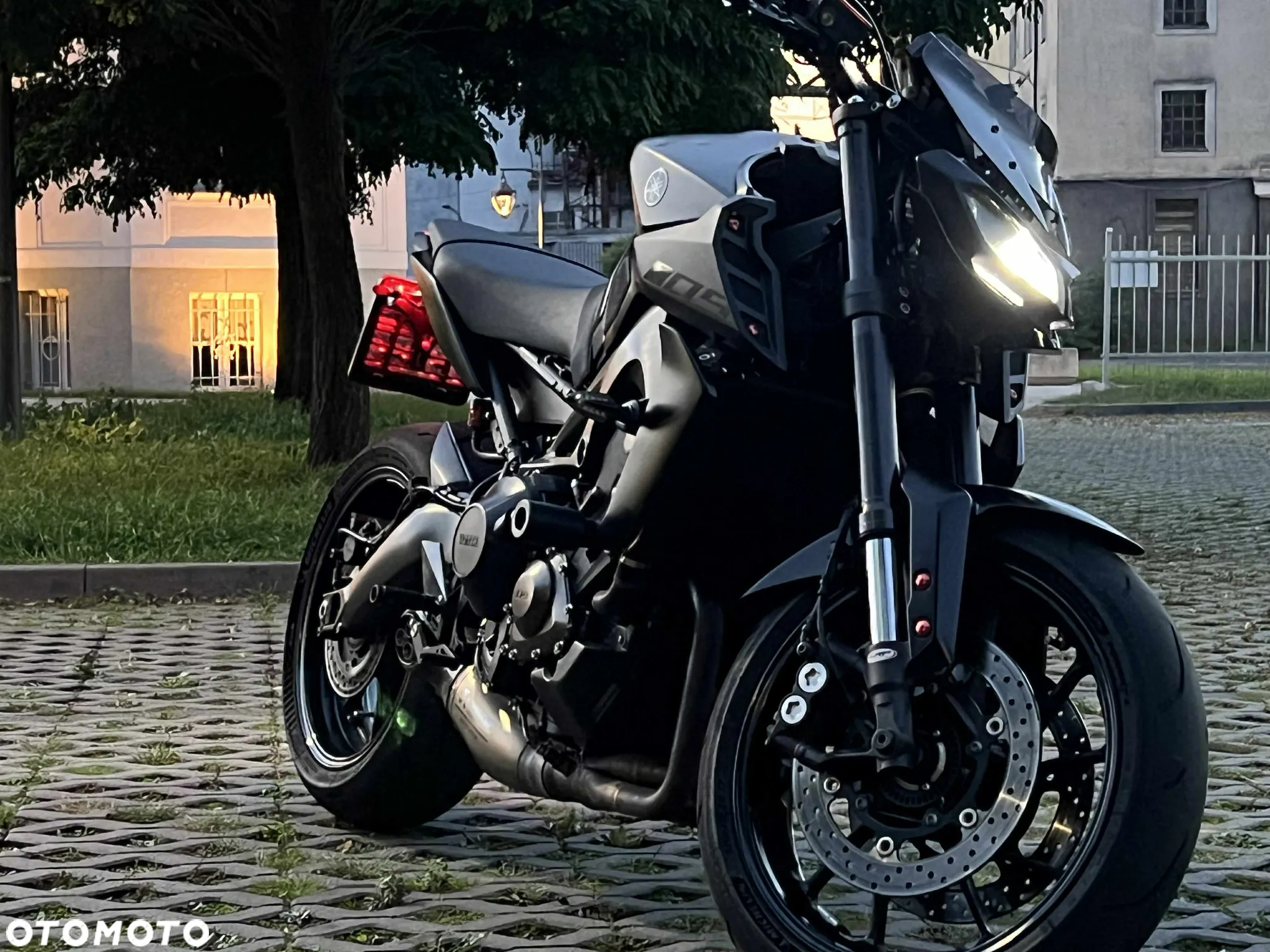 Yamaha MT - 8