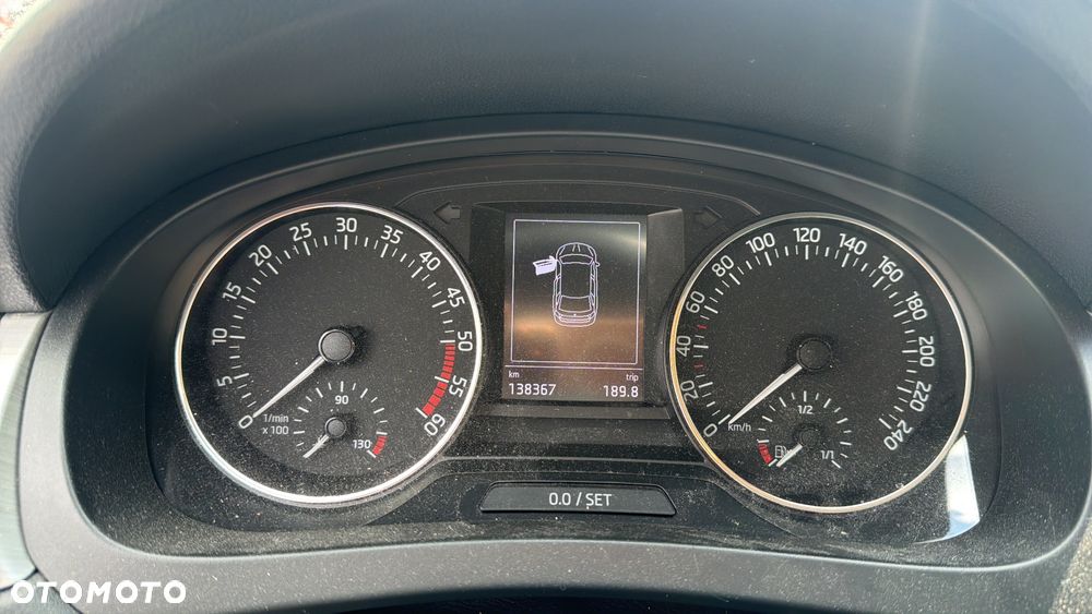 Skoda RAPID 1.4 TDI Clever - 27