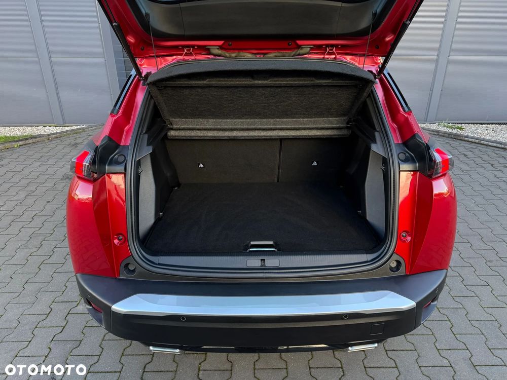 Peugeot 2008 1.2 Pure Tech Allure S&S - 30
