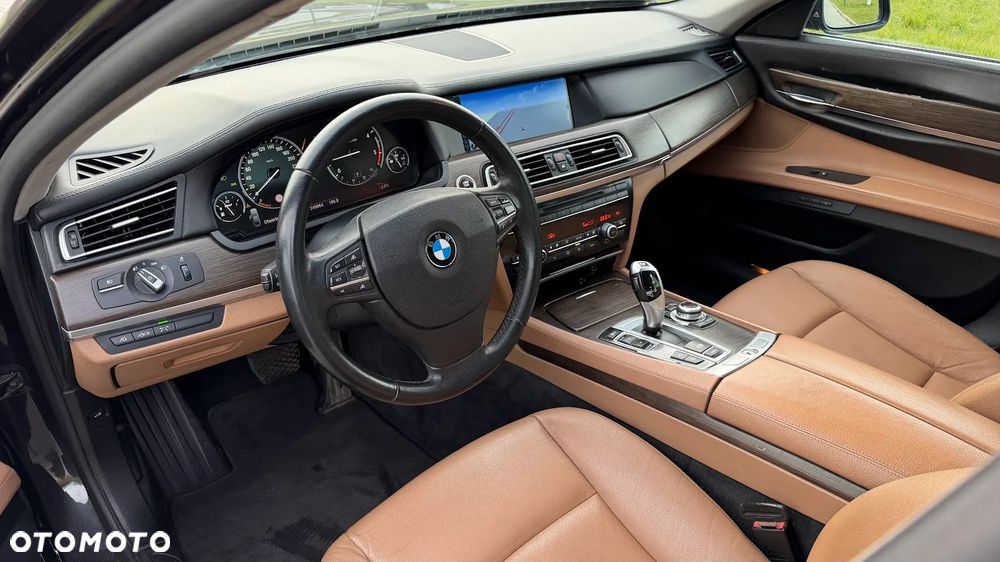 BMW Seria 7 730d - 2