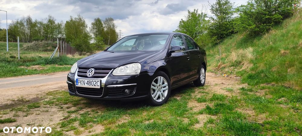 Volkswagen Jetta 1.6 Comfortline - 1