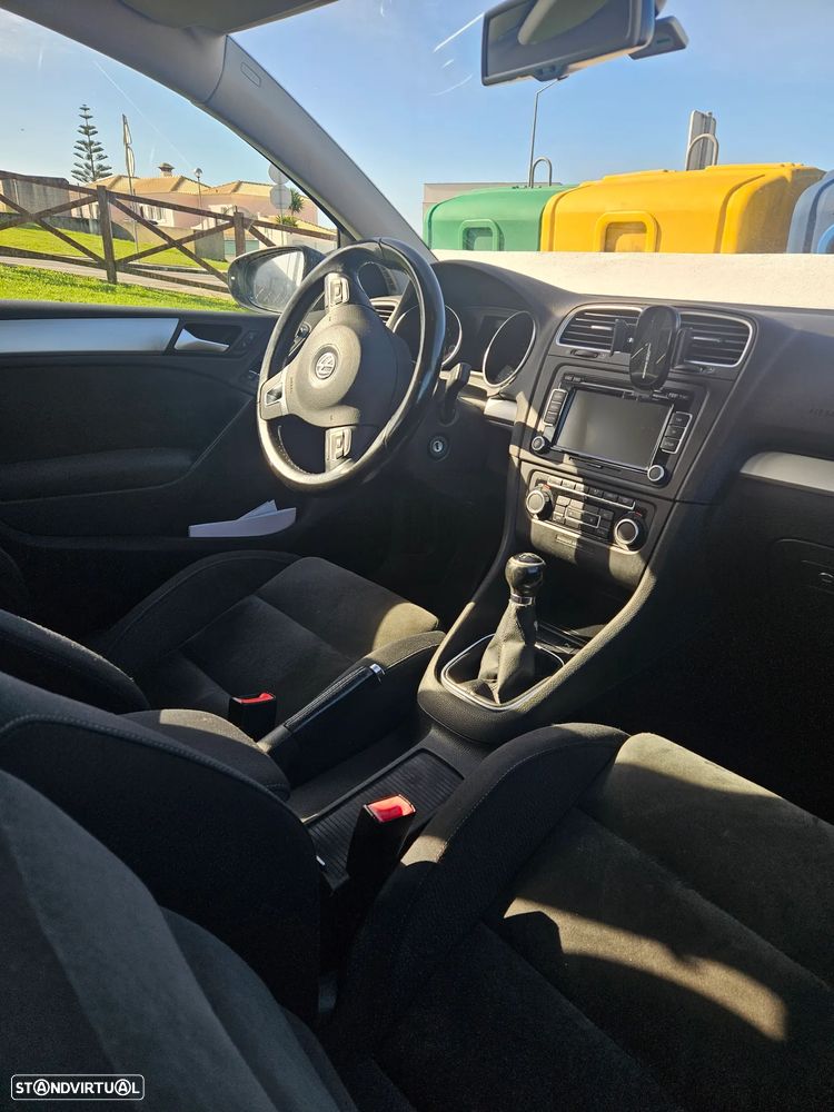 VW Golf 1.6 TDi Confortline - 9