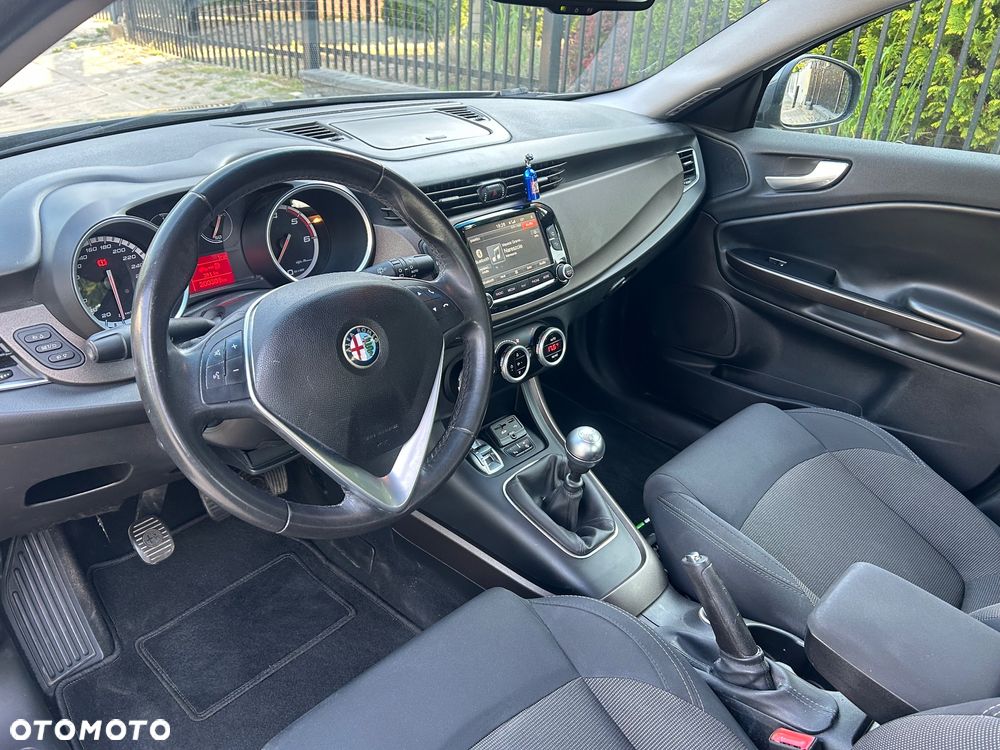 Alfa Romeo Giulietta 1.6 JTDM 16V Turismo - 9