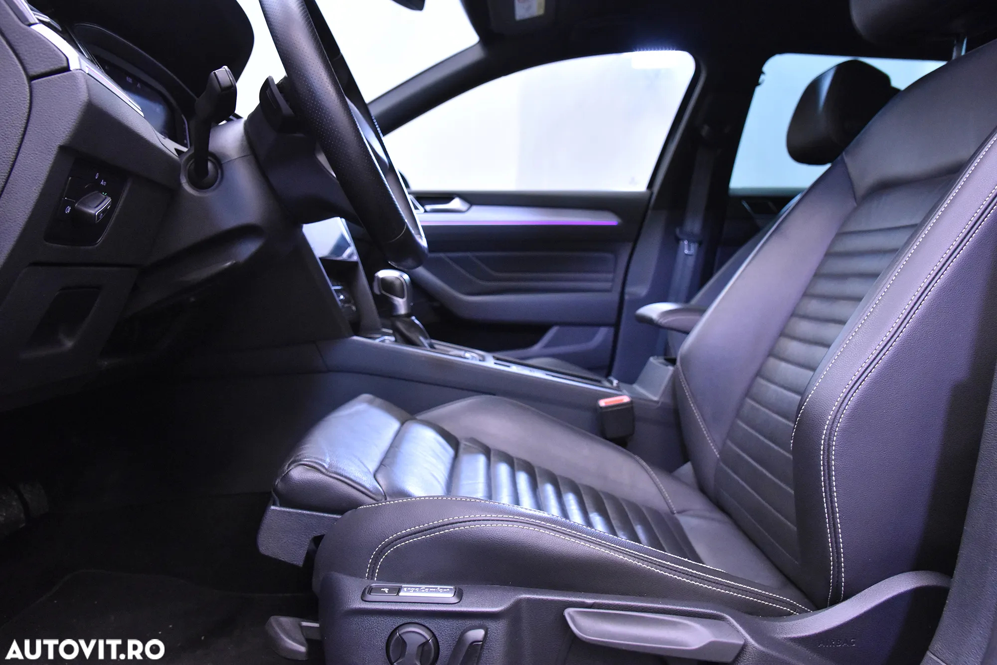 Volkswagen Passat Variant 1.4 TSI Plug-In-Hybrid DSG GTE - 23