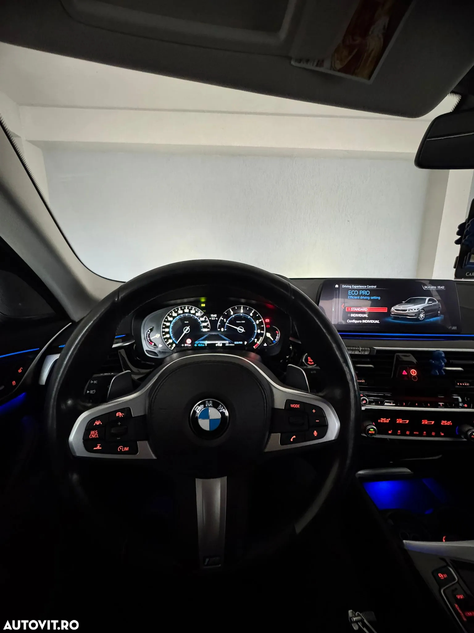 BMW Seria 5 540i xDrive AT - 13