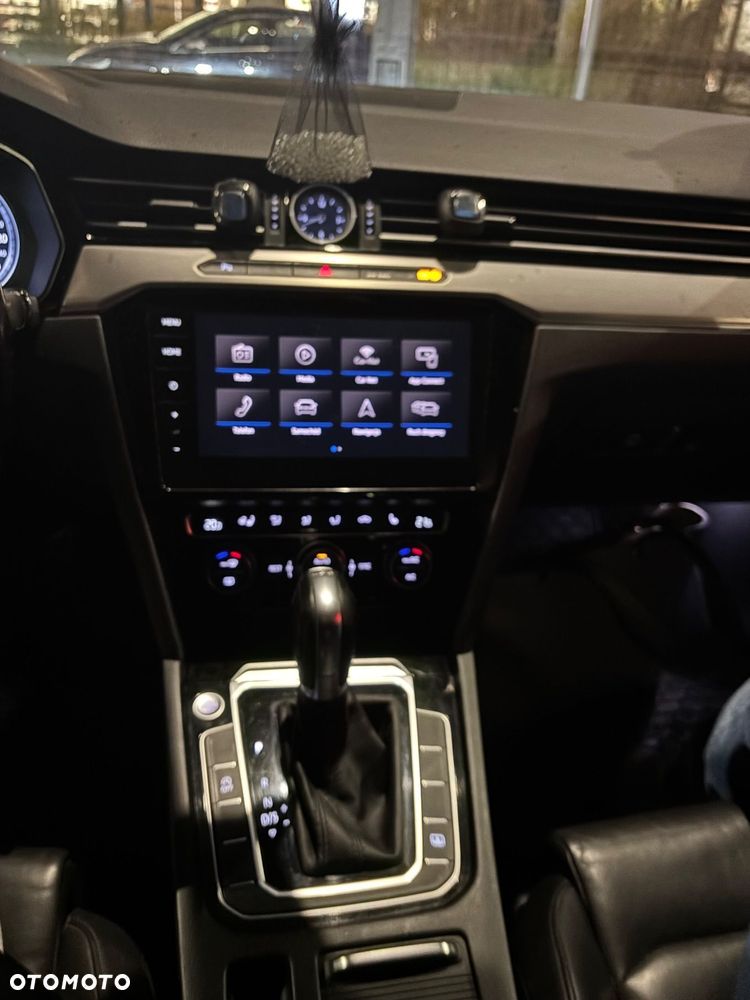Volkswagen Passat - 5