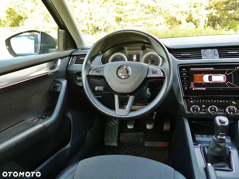 Skoda Octavia 2.0 TDI Style - 25