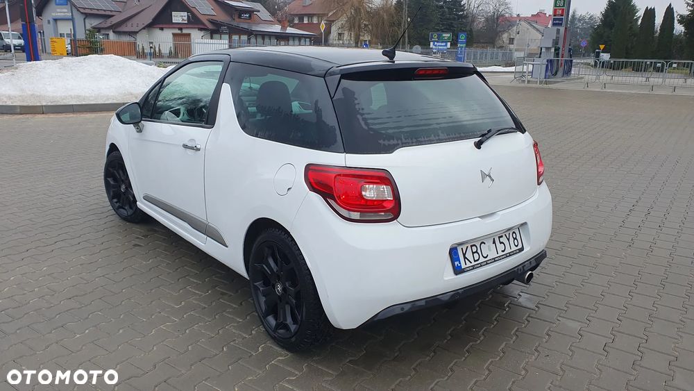 Citroën DS3 1.6 HDi SoChic - 4