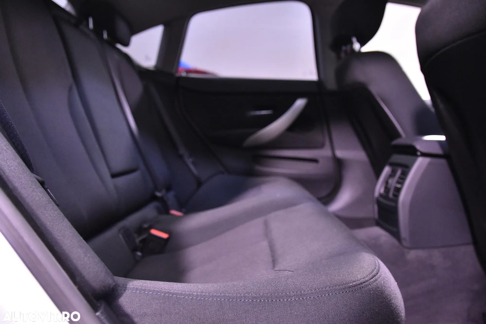 BMW Seria 4 420d Gran Coupe - 11