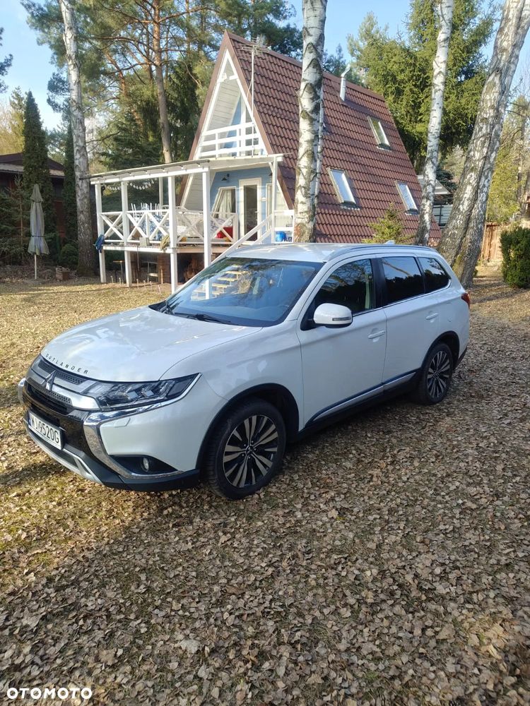 Mitsubishi Outlander 2.0 Instyle Navi 4WD CVT - 1