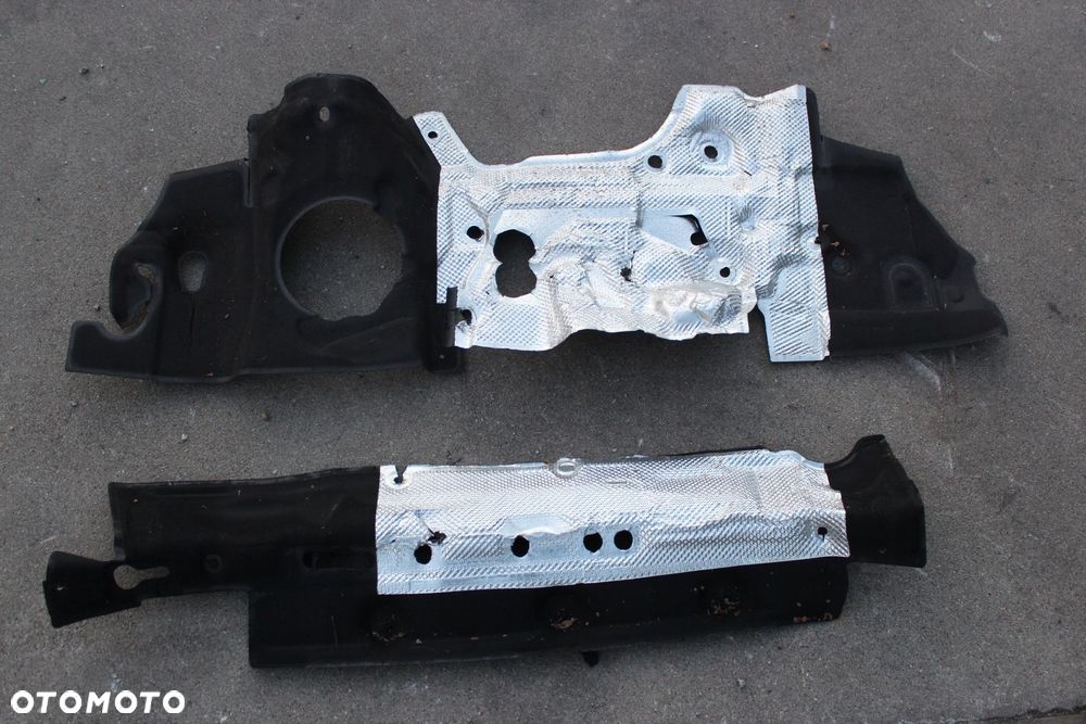 Wygłuszenie Ściany Grodziowej CUPRA FORMENTOR - 2