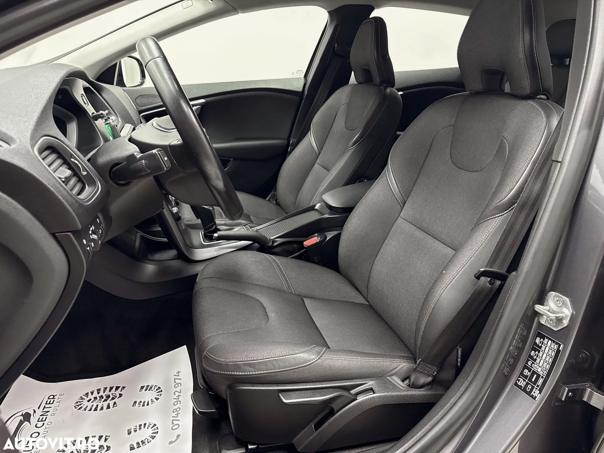 Volvo V40 Cross Country D2 Powershift Momentum - 18