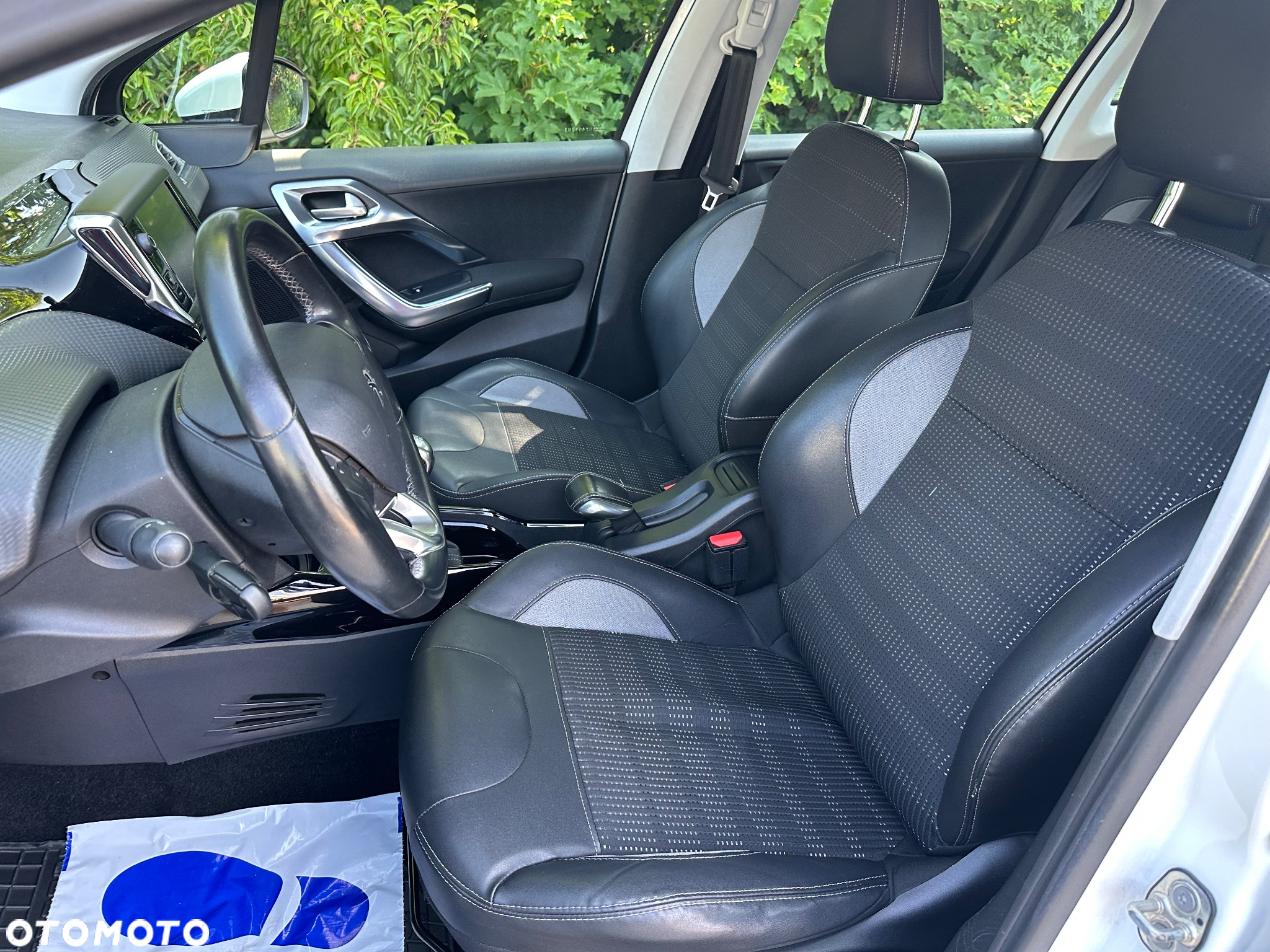 Peugeot 2008 1.6 BlueHDi Allure - 34