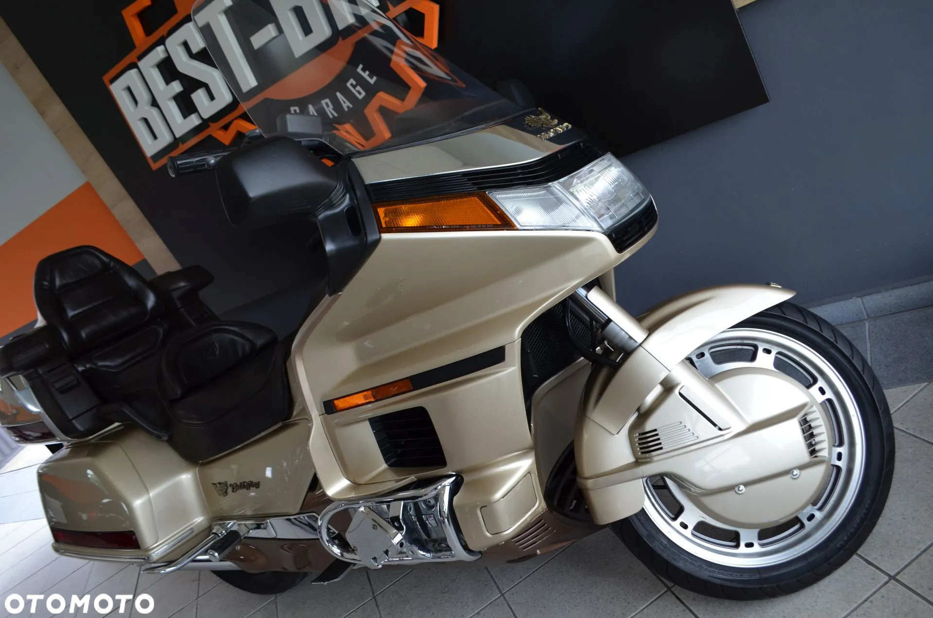 Honda GL - 4