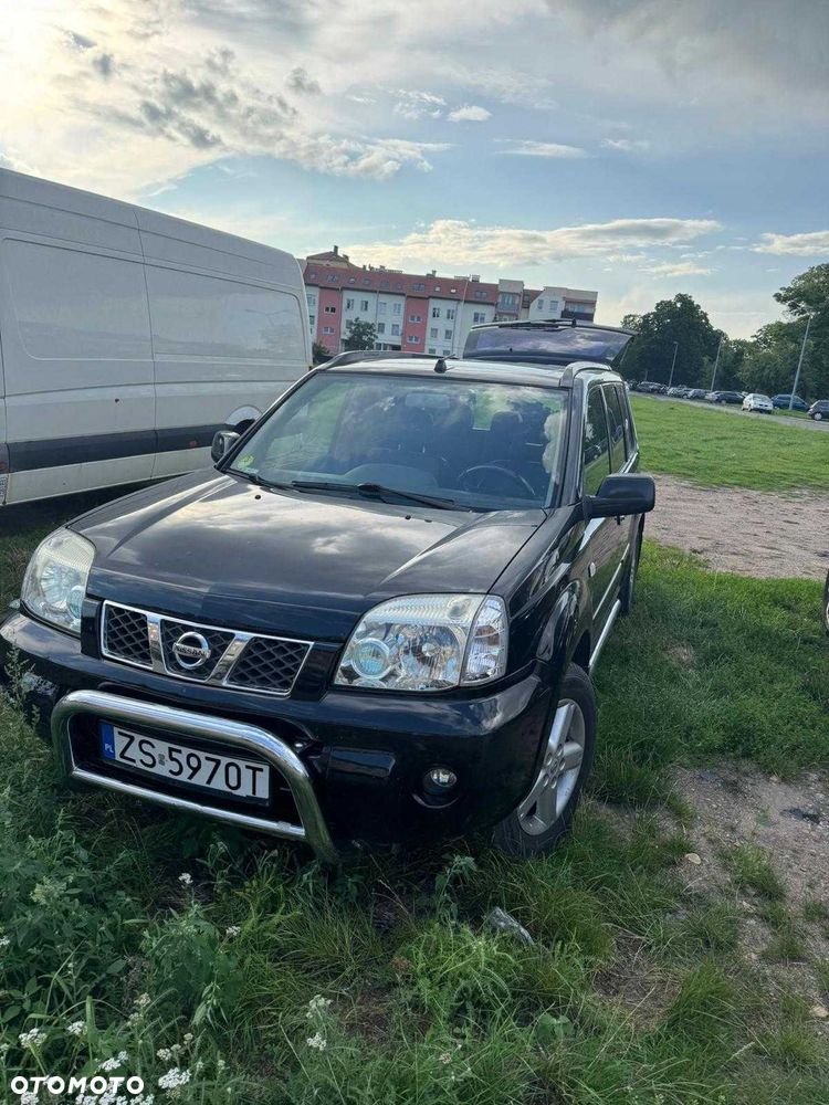 Nissan X-Trail - 1