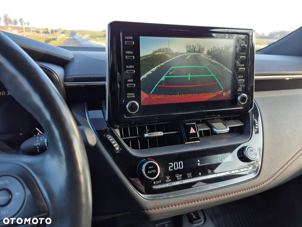 Toyota Corolla 1.8 Hybrid Selection - 12