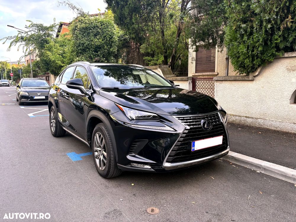 Lexus Seria NX - 8