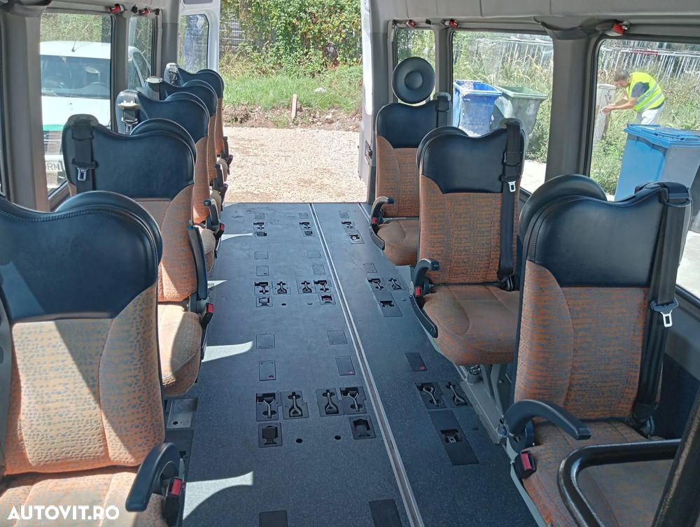 Mercedes-Benz Sprinter - 7
