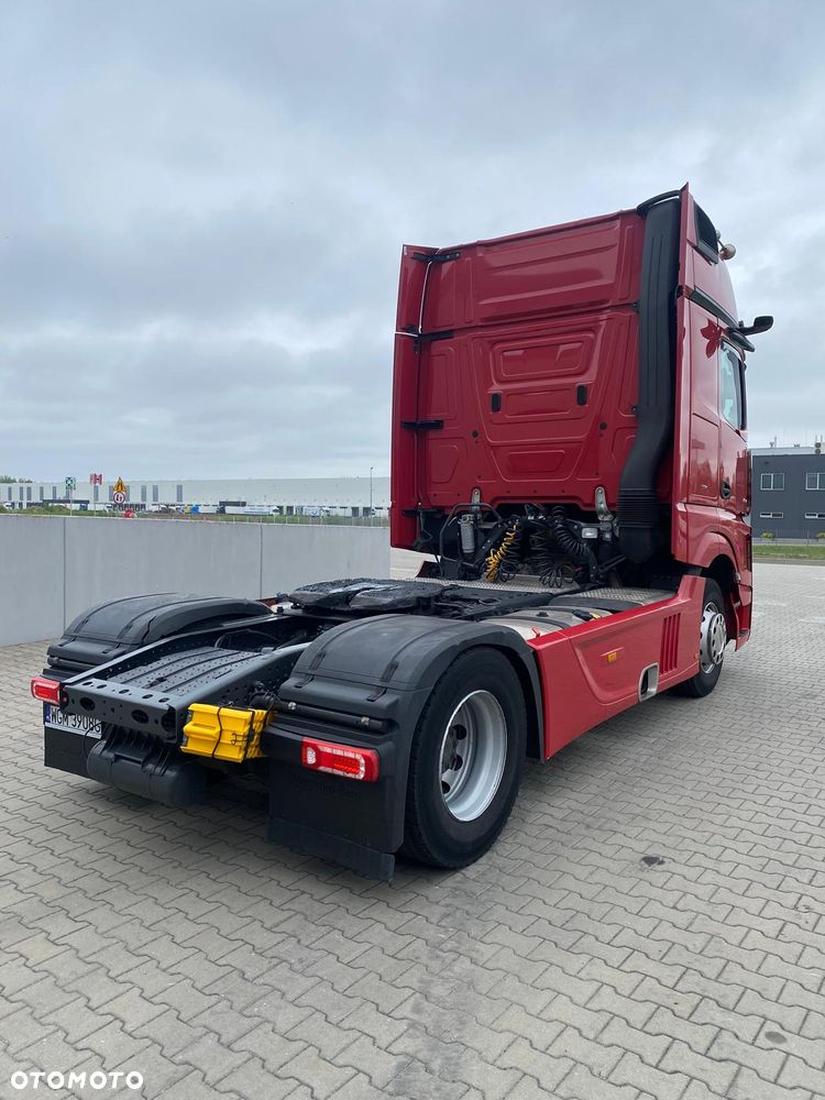 Mercedes-Benz Actros - 6