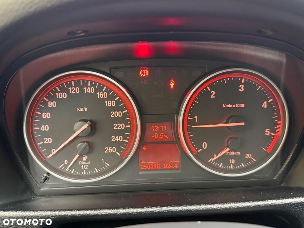 BMW X1 sDrive20d EfficientDynamics Edition - 33