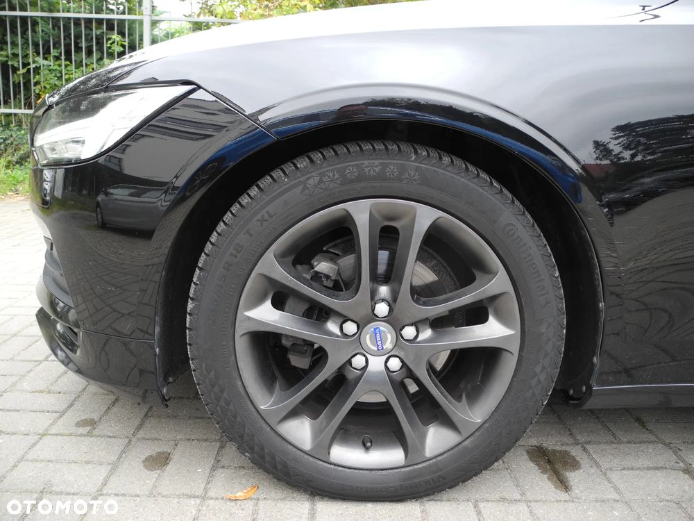 Volvo S90 - 23