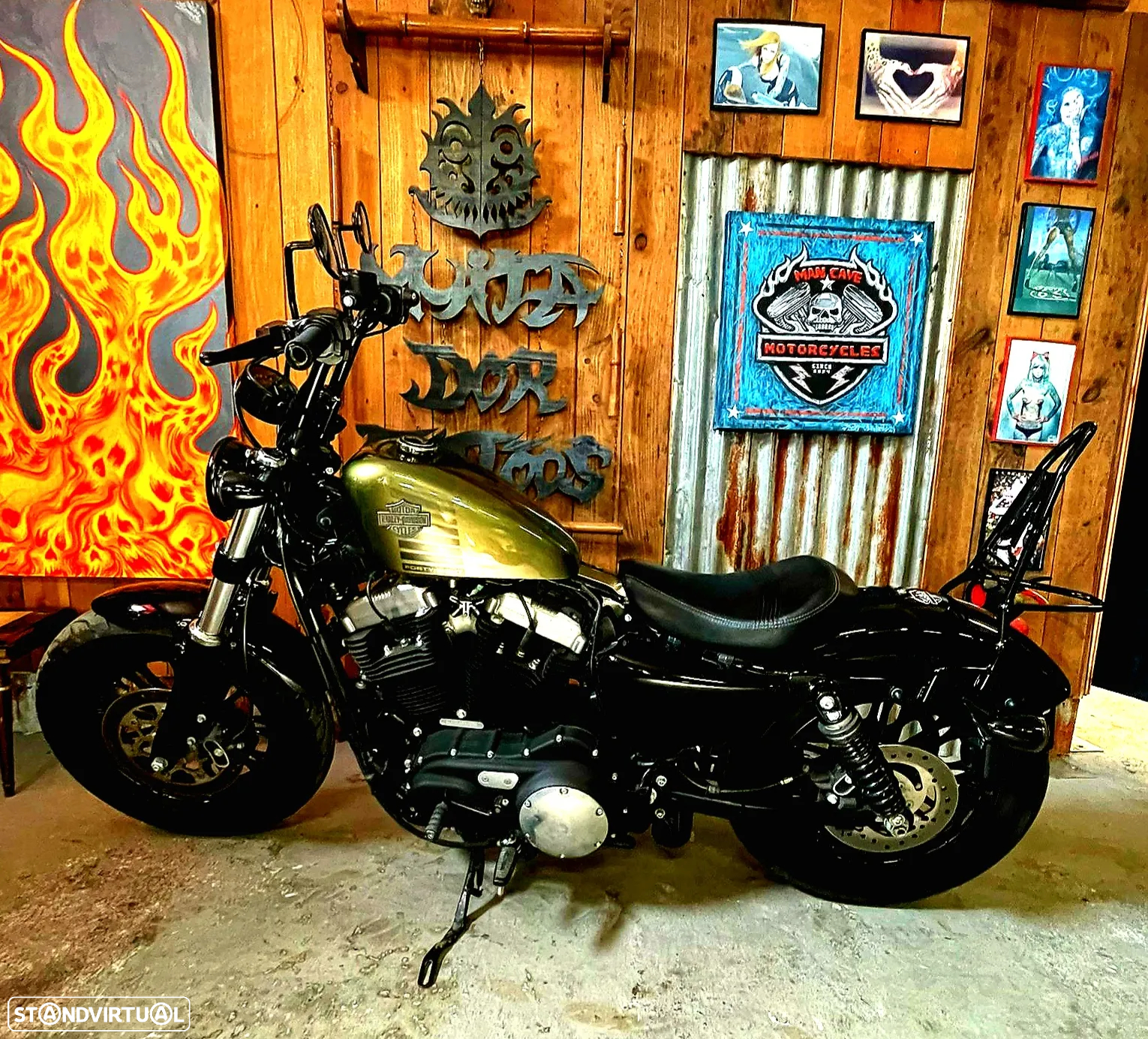 Harley-Davidson XL - 2