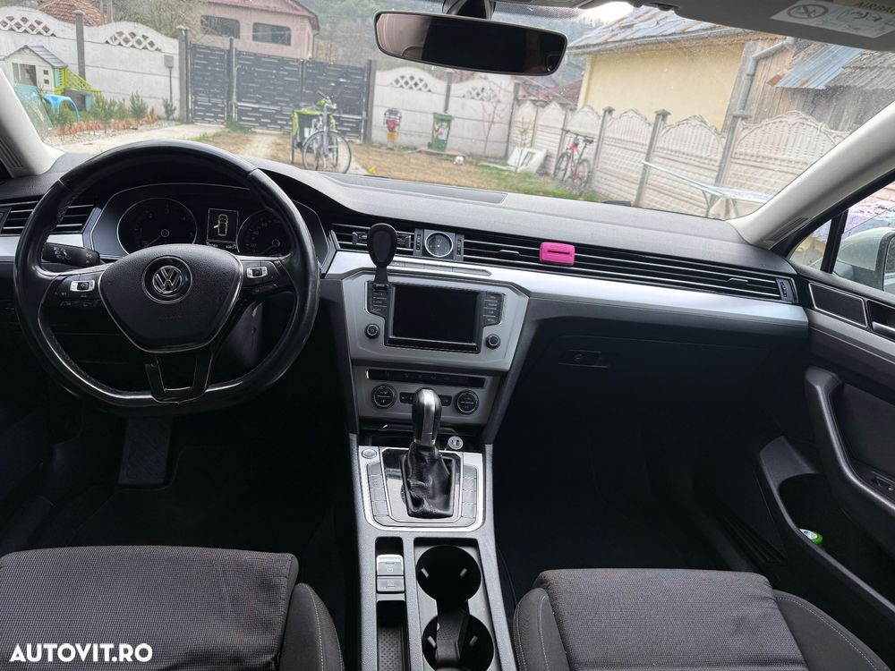 Volkswagen Passat 2.0 TDI DSG Comfortline - 2