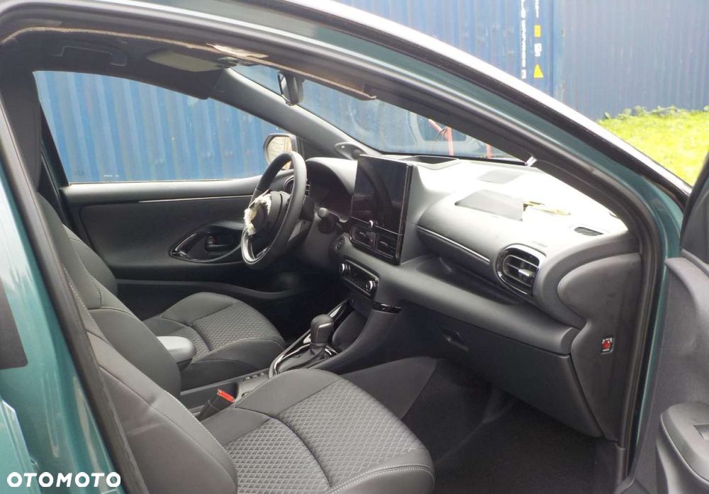 Toyota Yaris - 14