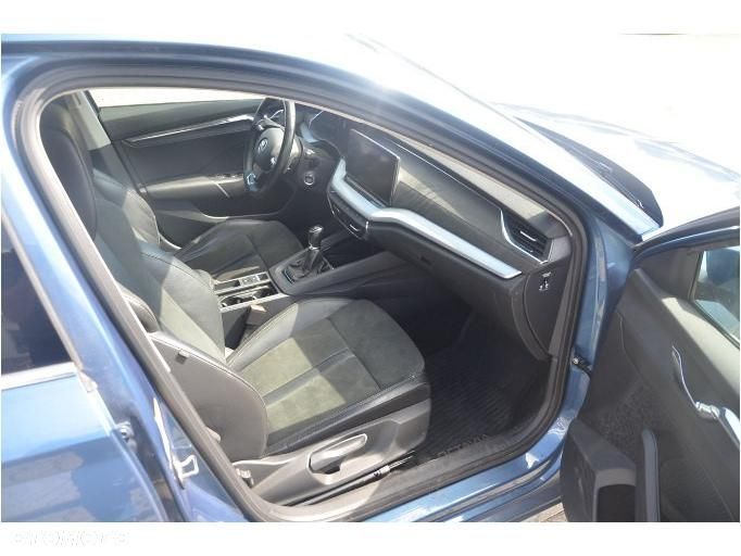 Skoda Octavia 1.5 TSI ACT Style - 25