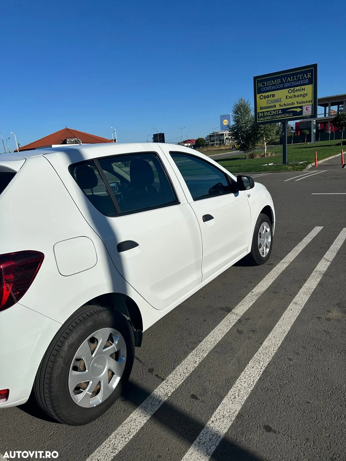 Dacia Sandero 0.9 TCe SL PLUS - 10