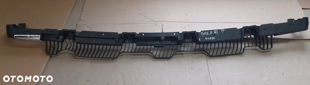 * Volkswagen Golf VII kombi ślizg zderzaka tył środkowy nowy oryginał