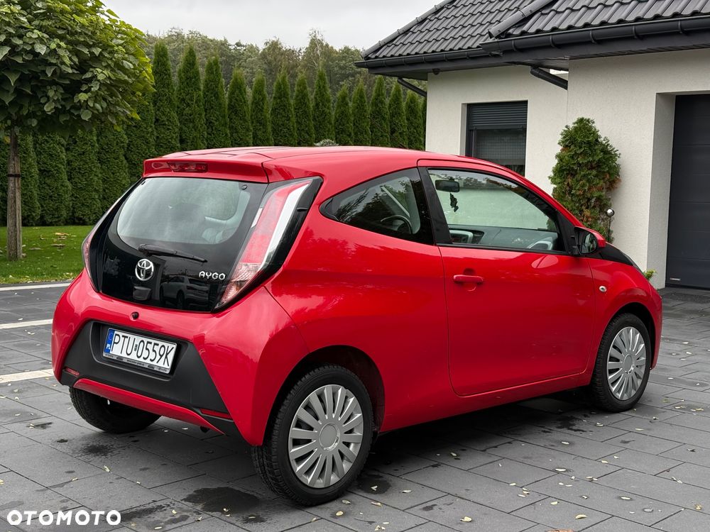 Toyota Aygo x-play - 7